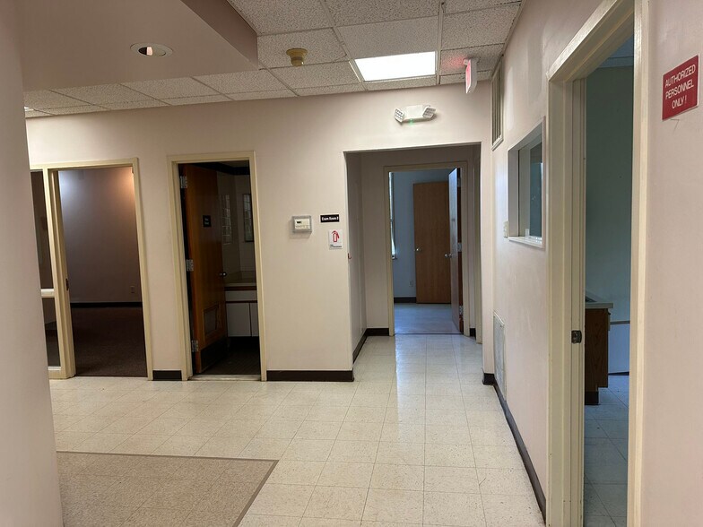 More Photos Of 961 Canal St, Syracuse Medical For Sale