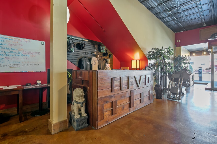 More Photos Of 110 Person St, Fayetteville Storefront Retail Office For Sale