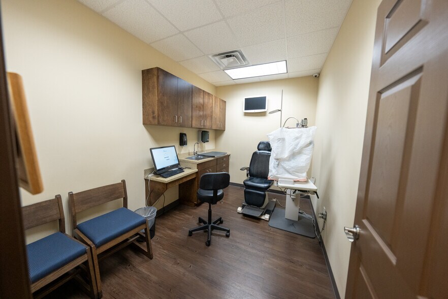 More Photos Of 1900 Golden Springs Rd, Anniston Lodge Meeting Hall For Sale