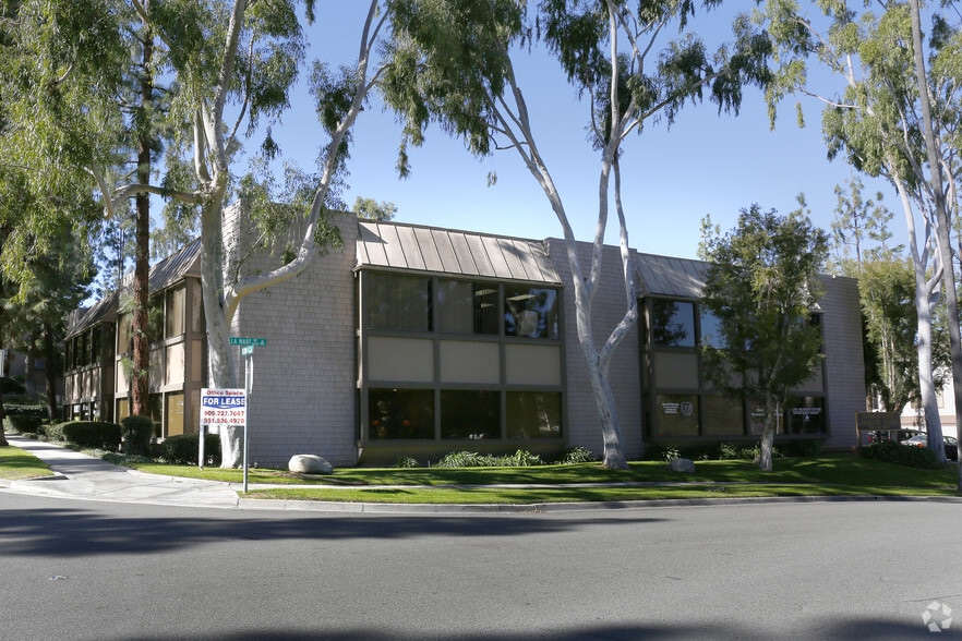 Primary Photo Of 5053 La Mart Dr, Riverside Medical For Sale