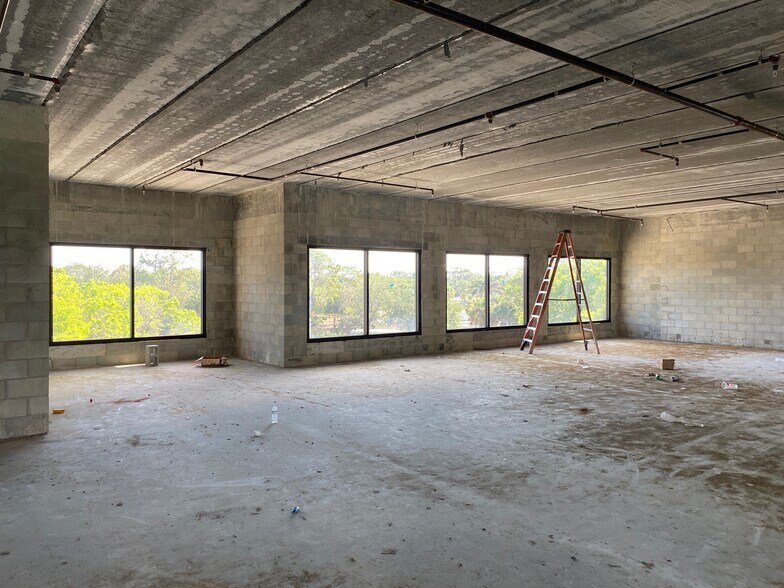 More Photos Of 3080 Tamiami Trl E, Naples Coworking Space