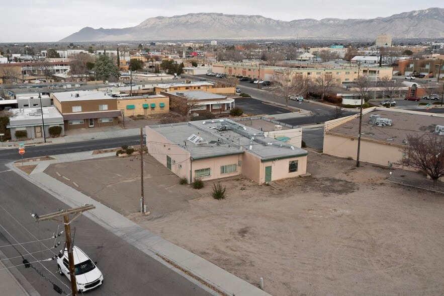 More Photos Of 4204-4206 Lead Ave SE, Albuquerque Office For Sale