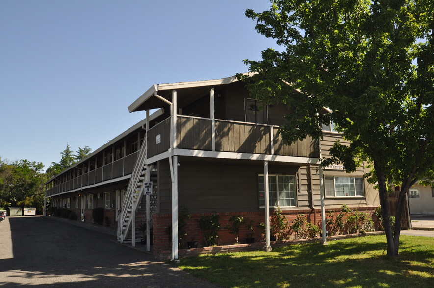 Primary Photo Of 3539 Edison Ave, Sacramento Apartments For Sale