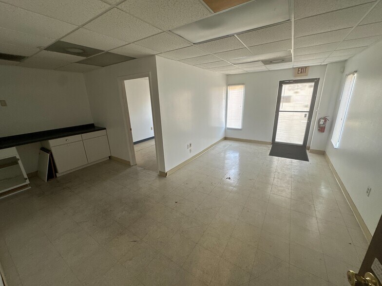 More Photos Of 15480 Aviation Loop Dr, Brooksville Warehouse For Sale