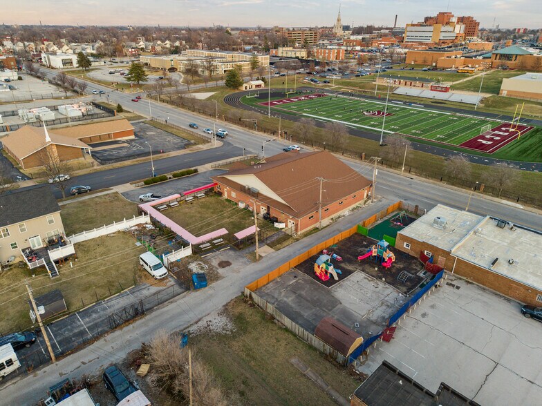 More Photos Of 3904 Delmar Blvd, Saint Louis Specialty For Sale