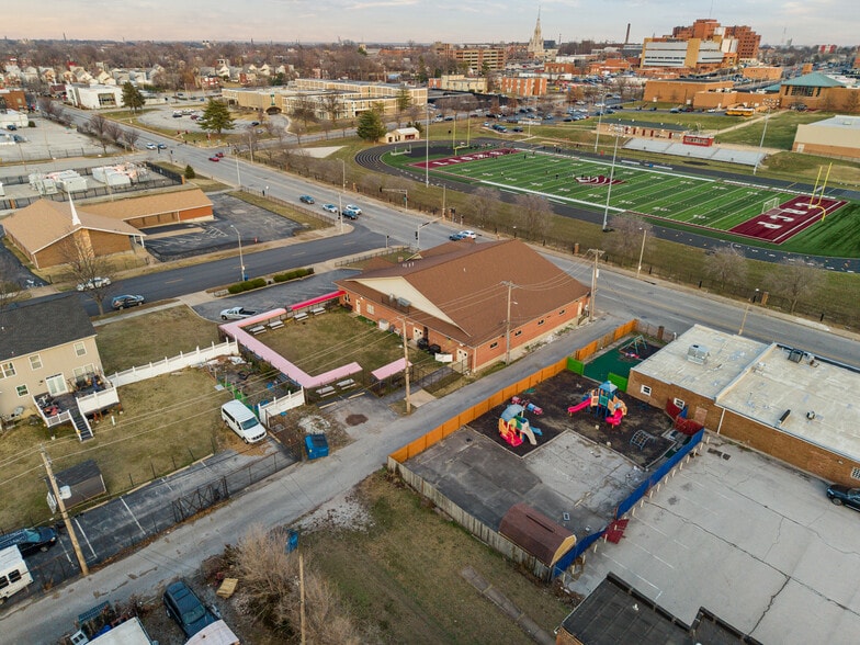 More Photos Of 3904 Delmar Blvd, Saint Louis General Retail For Sale