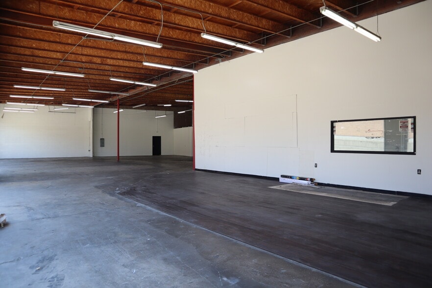 More Photos Of 110 Washburn Cir, Corona Unknown For Lease