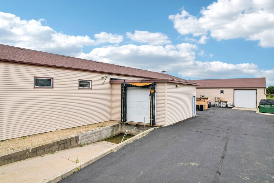 More Photos Of 8612 Fairway Pl, Middleton Warehouse For Sale