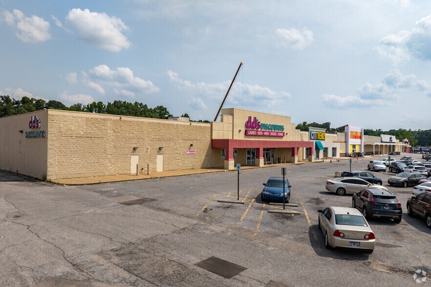 More Photos Of 3250-3278 Austin Peay Hwy, Memphis Storefront For Lease