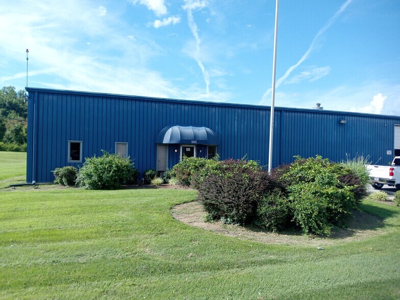More Photos Of 501 Industrial Park Rd, Piney Flats Warehouse For Lease