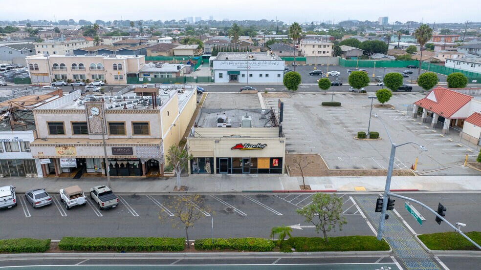 More Photos Of 12203-12207 Hawthorne Blvd, Hawthorne Storefront For Sale