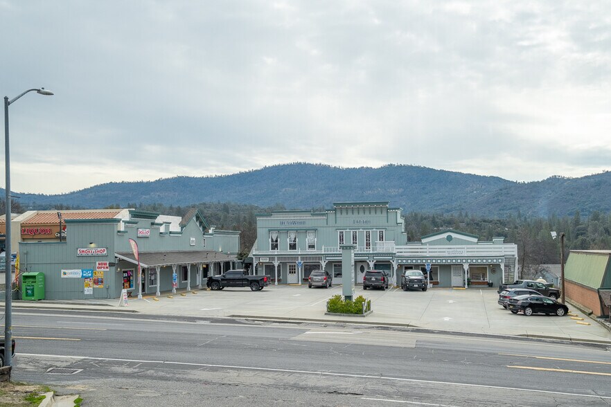 More Photos Of 40359 Highway 41, Oakhurst Freestanding For Sale