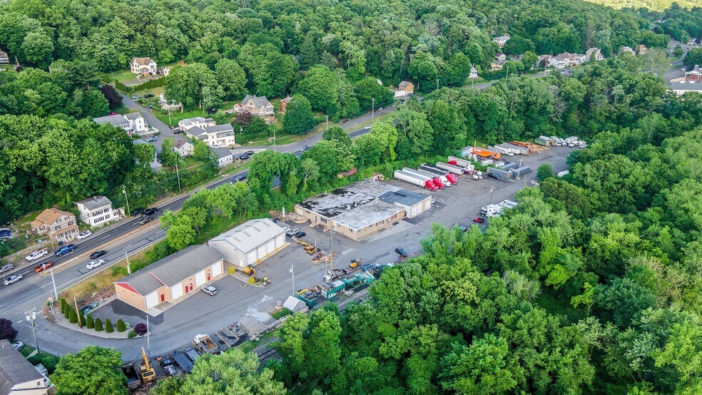 More Photos Of 38 Commerce St, Derby Manufacturing For Lease