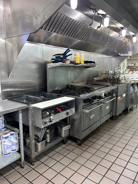 More Photos Of N17480 US Highway 141, Beecher Restaurant For Sale
