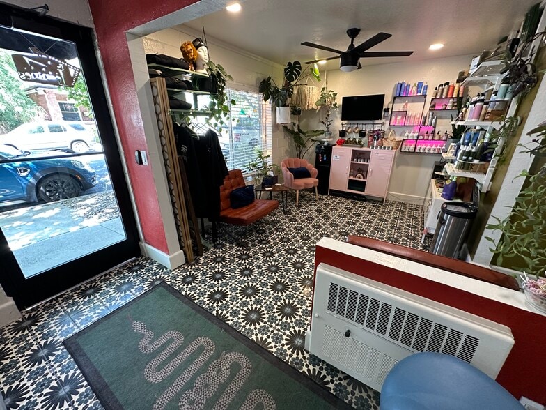 More Photos Of 120 Thoma St, Reno Storefront Retail Residential For Sale