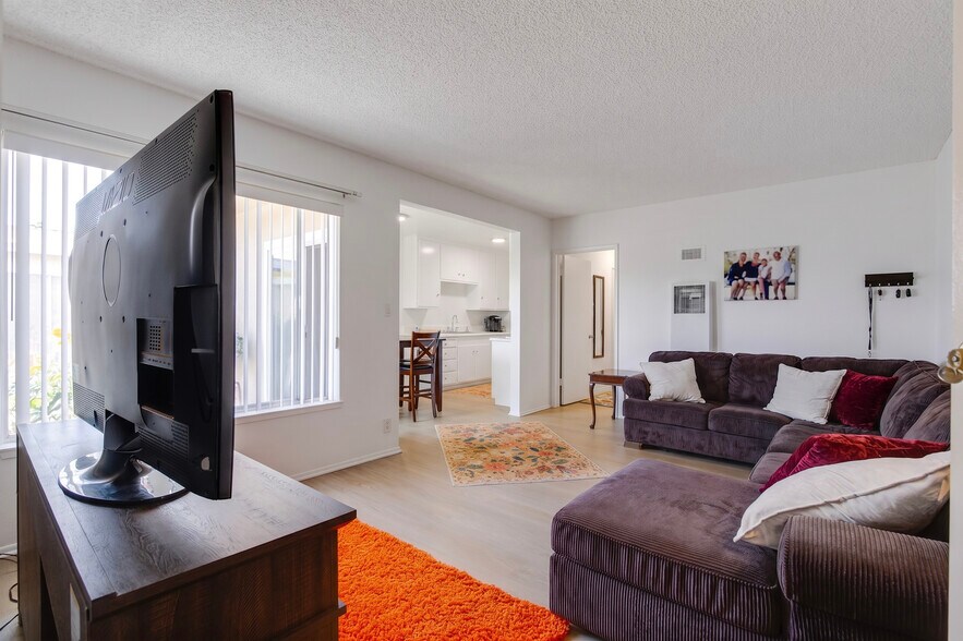 More Photos Of 3444 Emerald St, Torrance Apartments For Sale