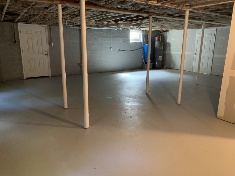 More Photos Of 9215 Baltimore National Pike, Middletown Specialty For Sale