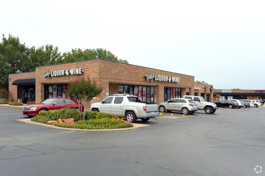 More Photos Of 8005-8316 S Sheridan Rd, Tulsa Unknown For Lease