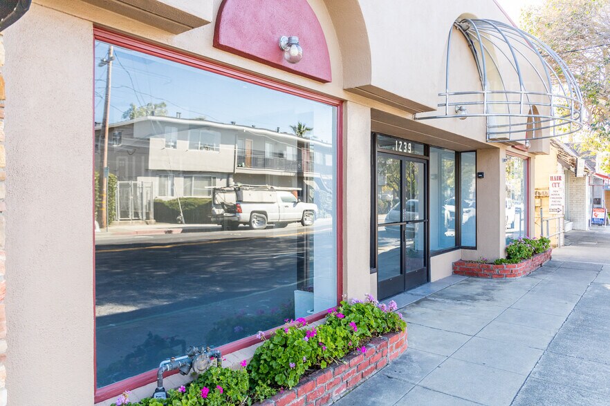 More Photos Of 1239 Laurel St, San Carlos Storefront For Sale