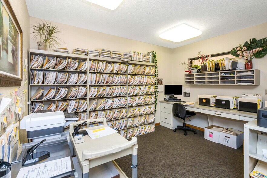 More Photos Of 701 N Hercules Ave, Clearwater Medical For Lease
