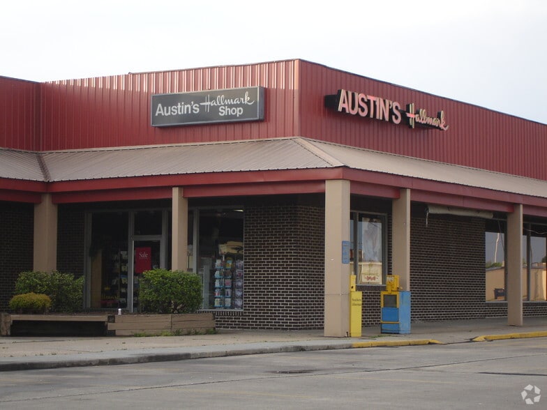 More Photos Of Deyoung St(sr 13) @ Deyoung St.(SR. 13) & Carbon St., Marion Unknown For Lease