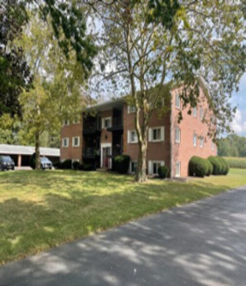 More Photos Of 1046 Applegrove St NE, Canton Apartments For Sale