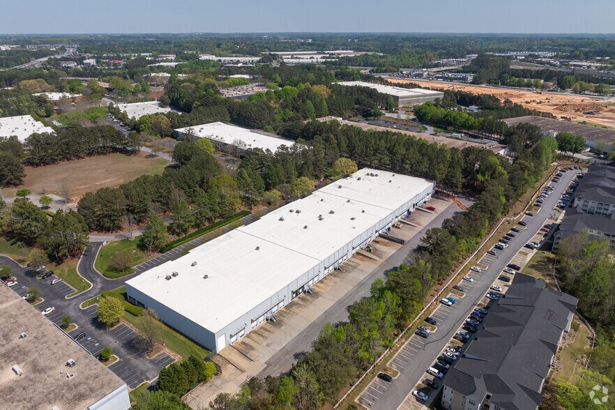 More Photos Of 2150 Boggs Rd, Duluth Distribution For Lease