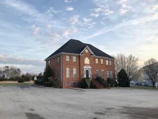More Photos Of 1900 Manakin Rd, Manakin Sabot Office For Lease