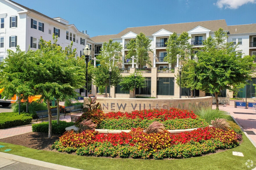 More Photos Of 1 Village Grn, Patchogue Apartments For Lease
