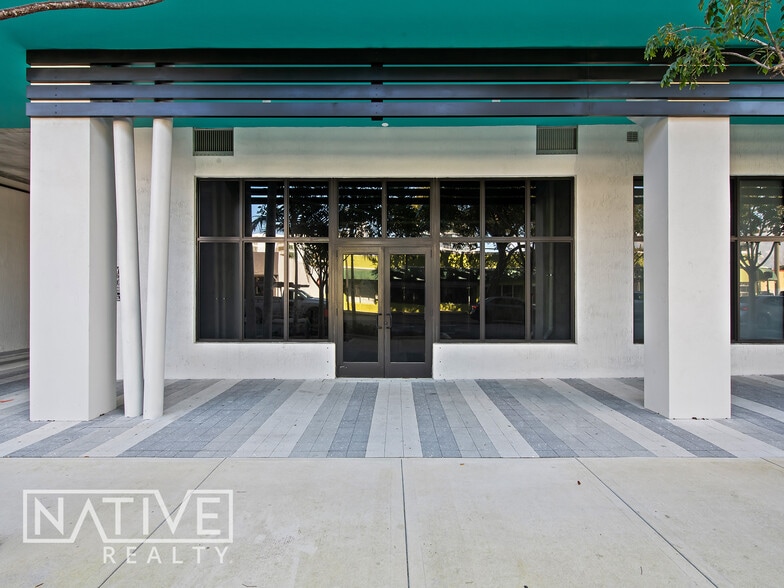 More Photos Of 2001 Hollywood Blvd, Hollywood Apartments For Lease
