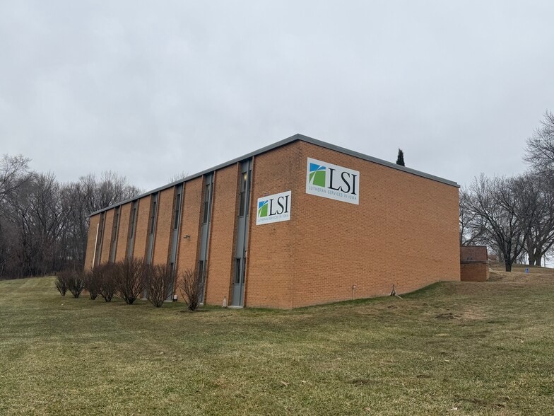 Primary Photo Of 1308 S Cleveland St, Sioux City Specialty For Sale