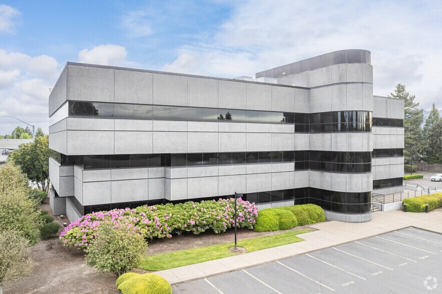 More Photos Of 2295 Coburg Rd, Eugene Office For Lease