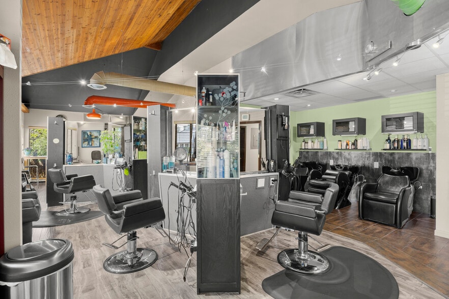More Photos Of 1181 S Parker Rd, Denver Office For Sale