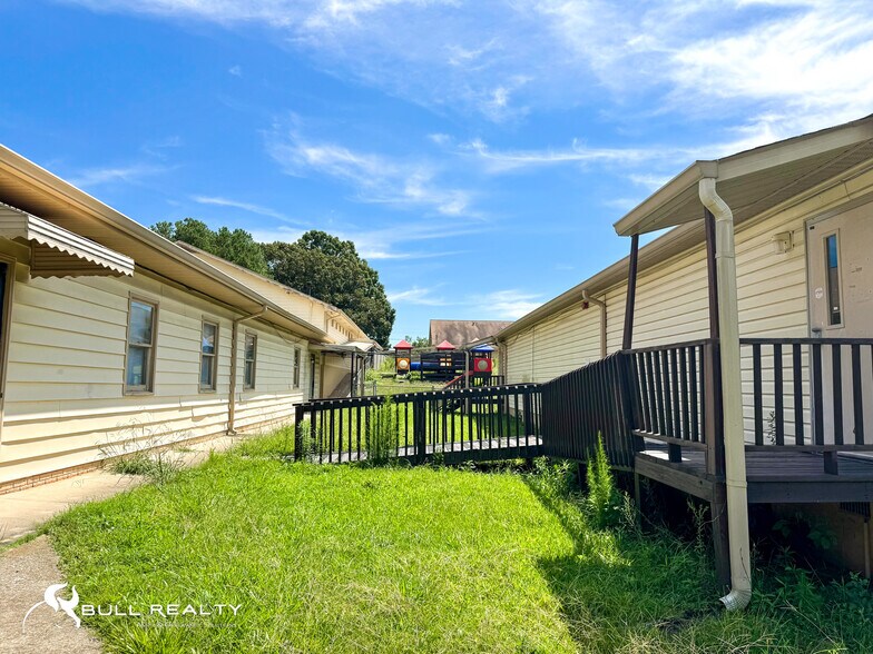 More Photos Of 2721 Highway 138 E, Jonesboro Daycare Center For Lease