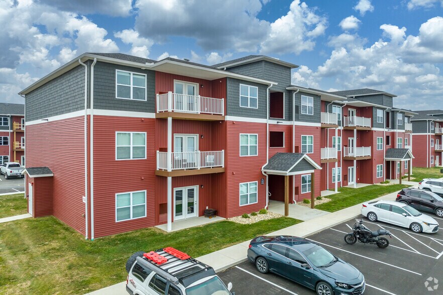 Primary Photo Of 1812 Bourbon St, Ashville Apartments For Sale