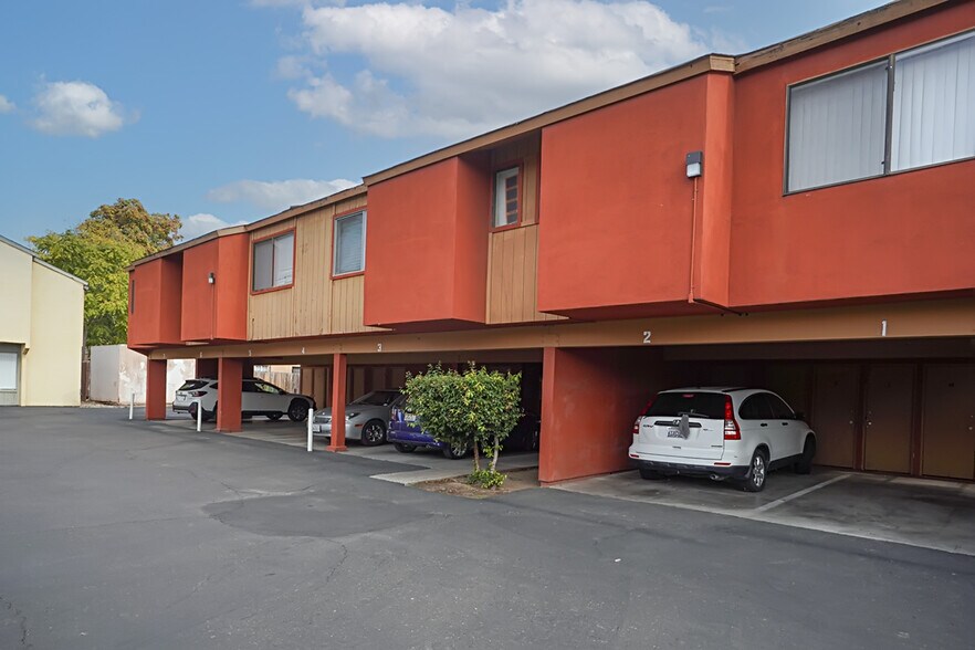 More Photos Of 1905 N El Dorado St, Stockton Apartments For Sale