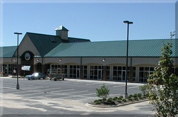 More Photos Of 2328 S College St, Auburn Storefront For Sale