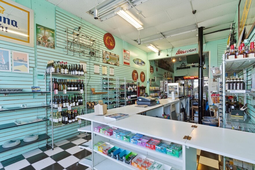 More Photos Of 757 Beach St, San Francisco Storefront Retail Office For Sale