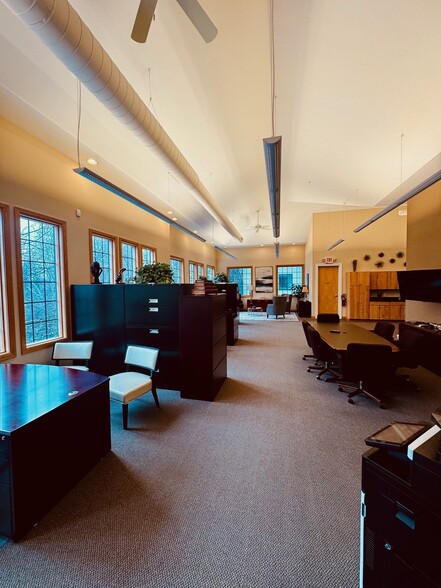 More Photos Of 600 Stonehenge Pky, Dublin Office For Sale