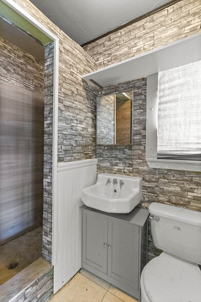 More Photos Of 6808 Lake Griffin Rd, Lady Lake Hotel For Sale