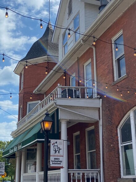 More Photos Of 110 Battle Aly, Holly Storefront For Sale