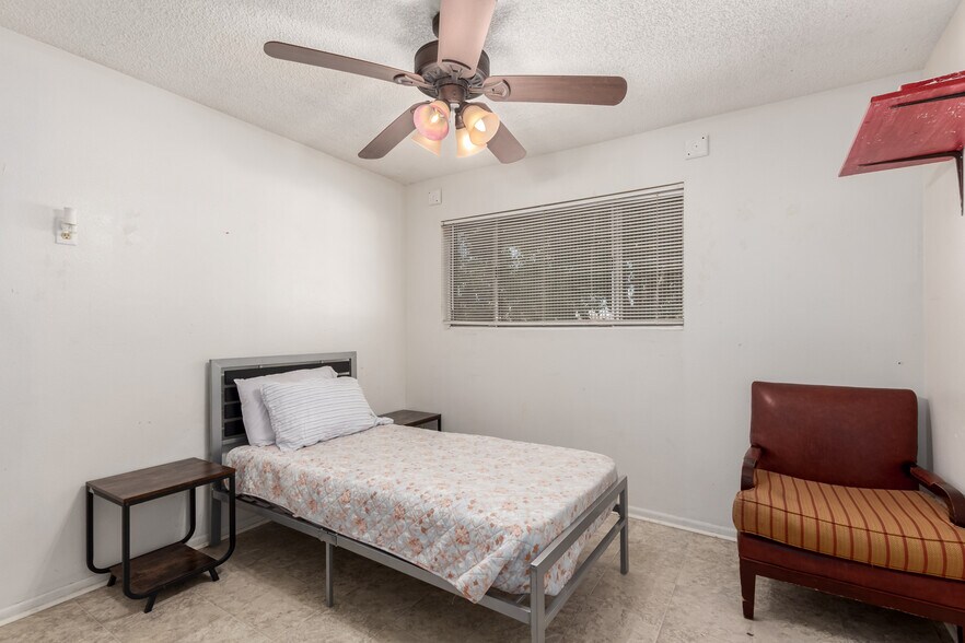 More Photos Of 10227 N 56th Dr, Glendale Assisted Living For Sale