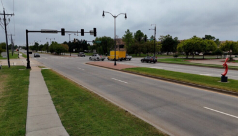 More Photos Of 2100 Kelly Ave, Edmond Land For Sale