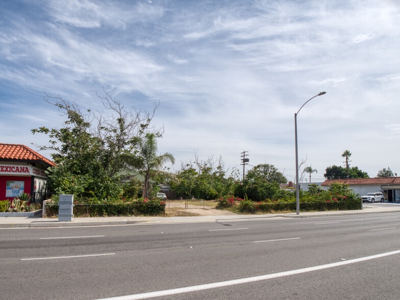 More Photos Of 516 S State College Blvd, Anaheim Land For Sale