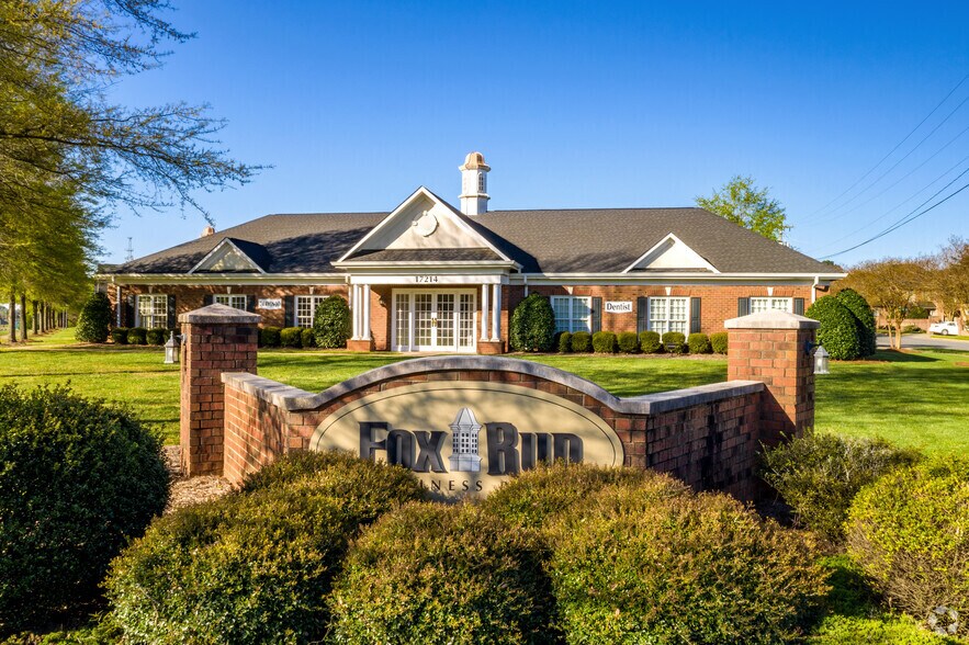 More Photos Of 17206 Lancaster Hwy, Charlotte Office For Sale