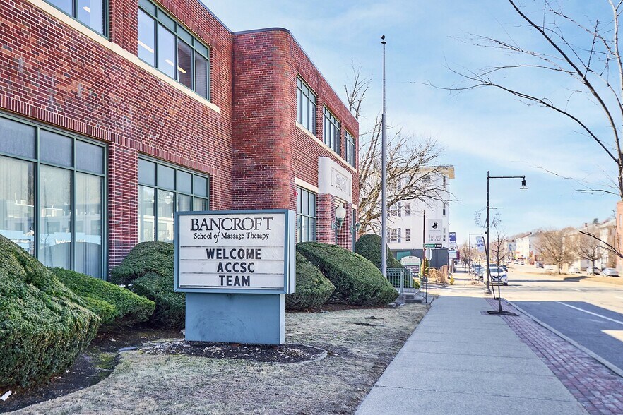 More Photos Of 333 Shrewsbury St, Worcester Warehouse For Lease