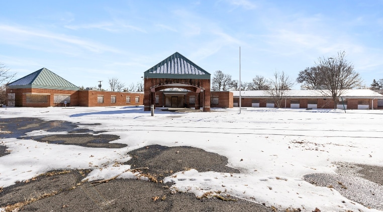 More Photos Of 210 George St, Hartford Skilled Nursing Facility For Sale