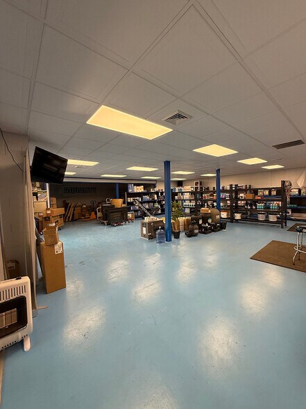 More Photos Of 2040 Robert C Byrd Dr, Beckley Storefront Retail Residential For Sale