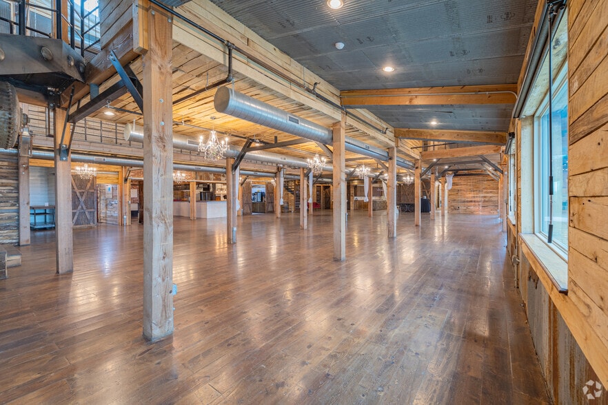 More Photos Of 468 SW 24th Ave, Goldsby Lodge Meeting Hall For Sale