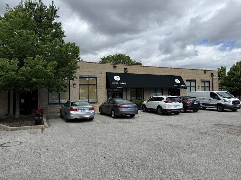 More Photos Of 3515 W Grand Ave, Chicago Land For Sale